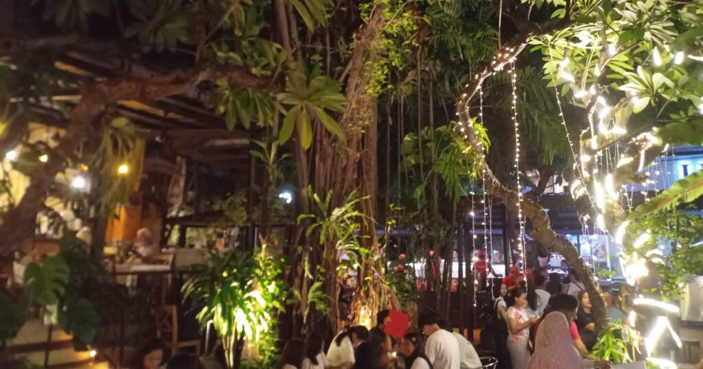 バリ島サヌール Massimo イタリアンレストランのテラス