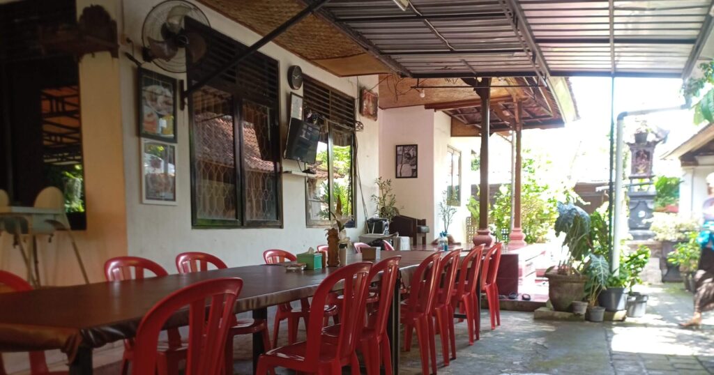 バリ島サヌール Warung Soeper Sanurの席の様子