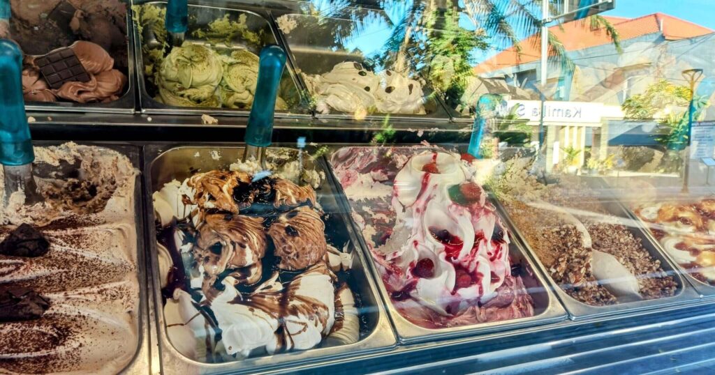 サヌールイタリアンレストラン「MASSIMO」ジェラートのショーケース