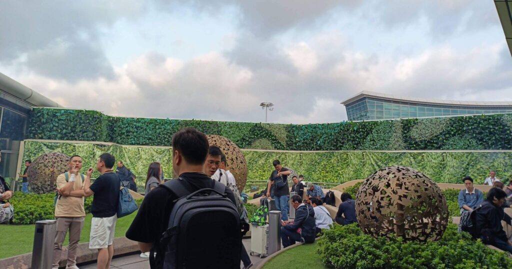 香港国際空港待合エリア　スカイガーデン