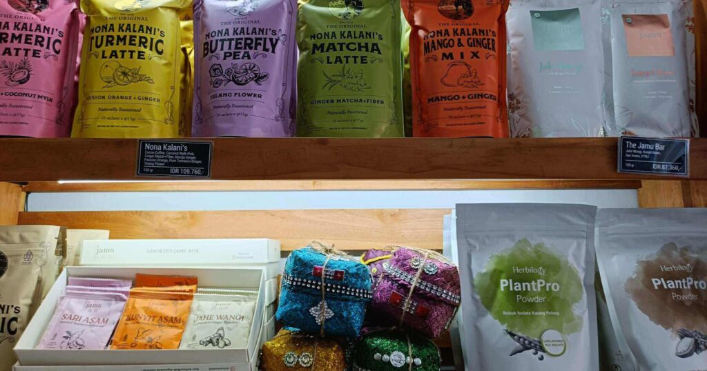 Utama Spiceサヌール店内 ハーブティなどのドリンク類陳列コーナー