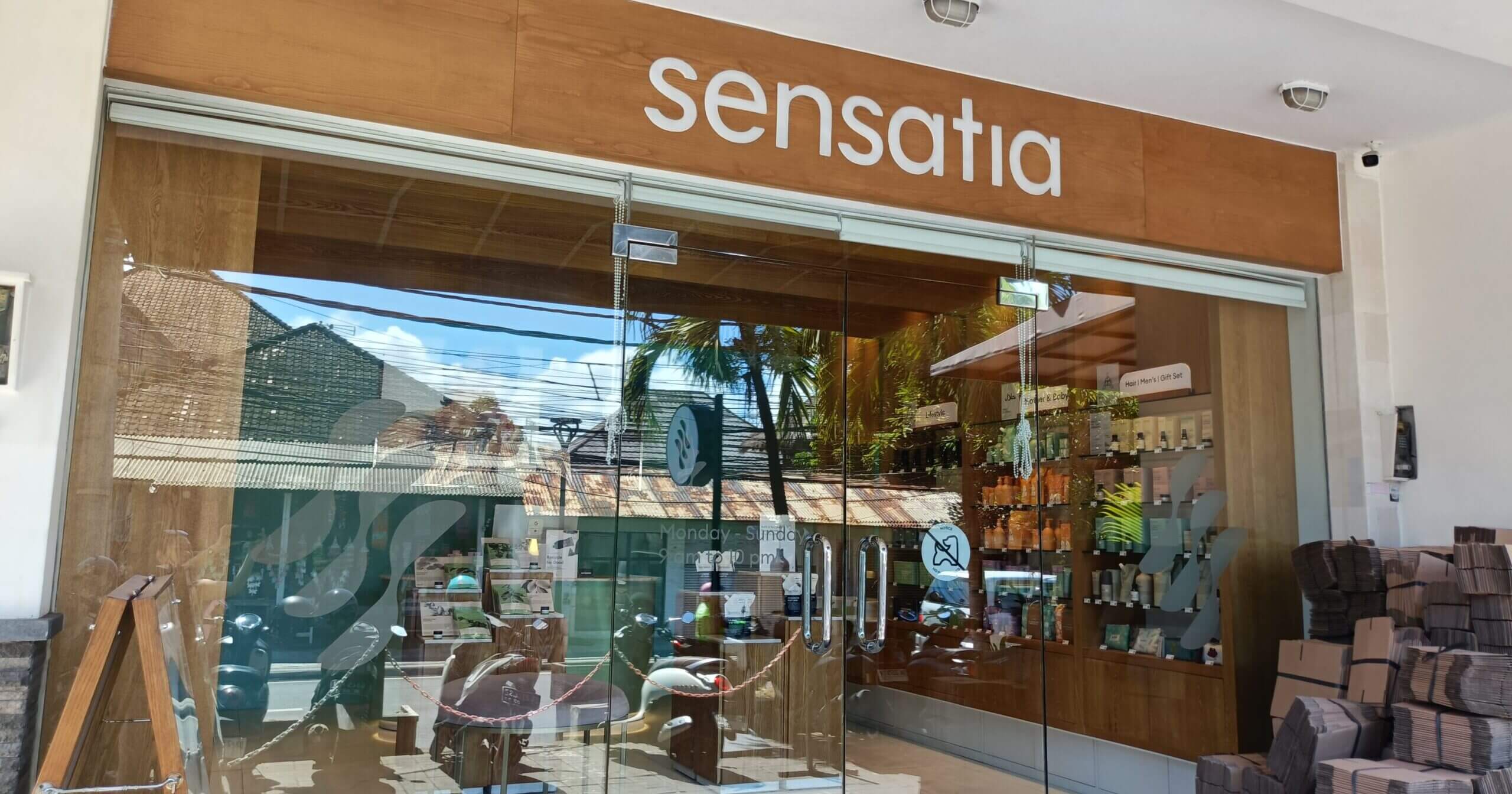 サヌールSensatia Botanicalsの入口